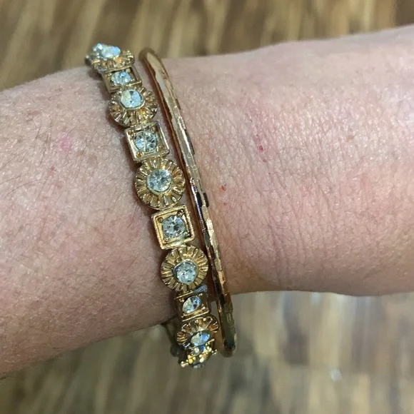 Two bracelets - Picture 3 of 5